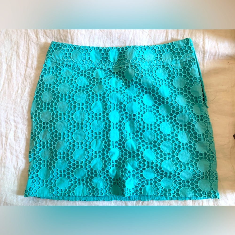 Vineyard Vines mini skirt